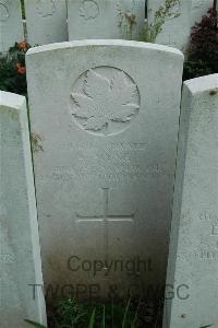 Canada Cemetery Tilloy Les Cambrai - Payne, A